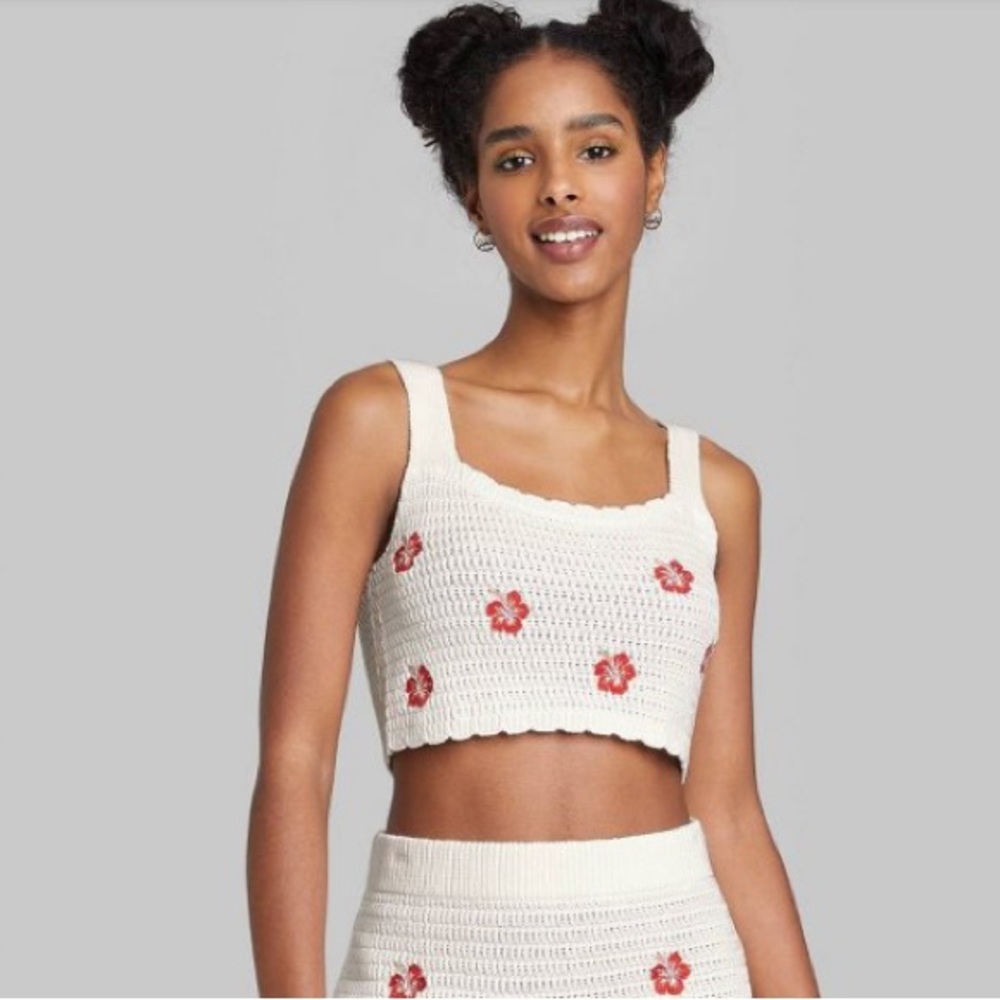 Women’s Scoop Neck Sweater - Floral Crochet Crop Knit Top - Cream